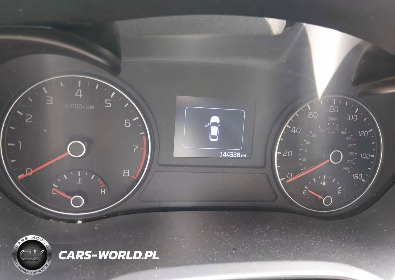 2018 Kia Optima S VIN:5XXGT4L31JG190183 - 7