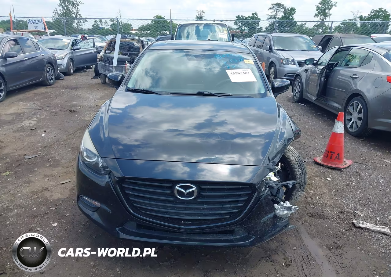 2018 Mazda Mazda3 Touring VIN:3MZBN1V39JM204813 - 12