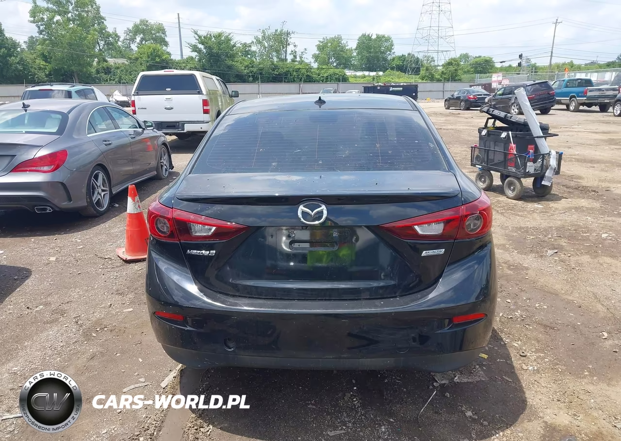 2018 Mazda Mazda3 Touring VIN:3MZBN1V39JM204813 - 16