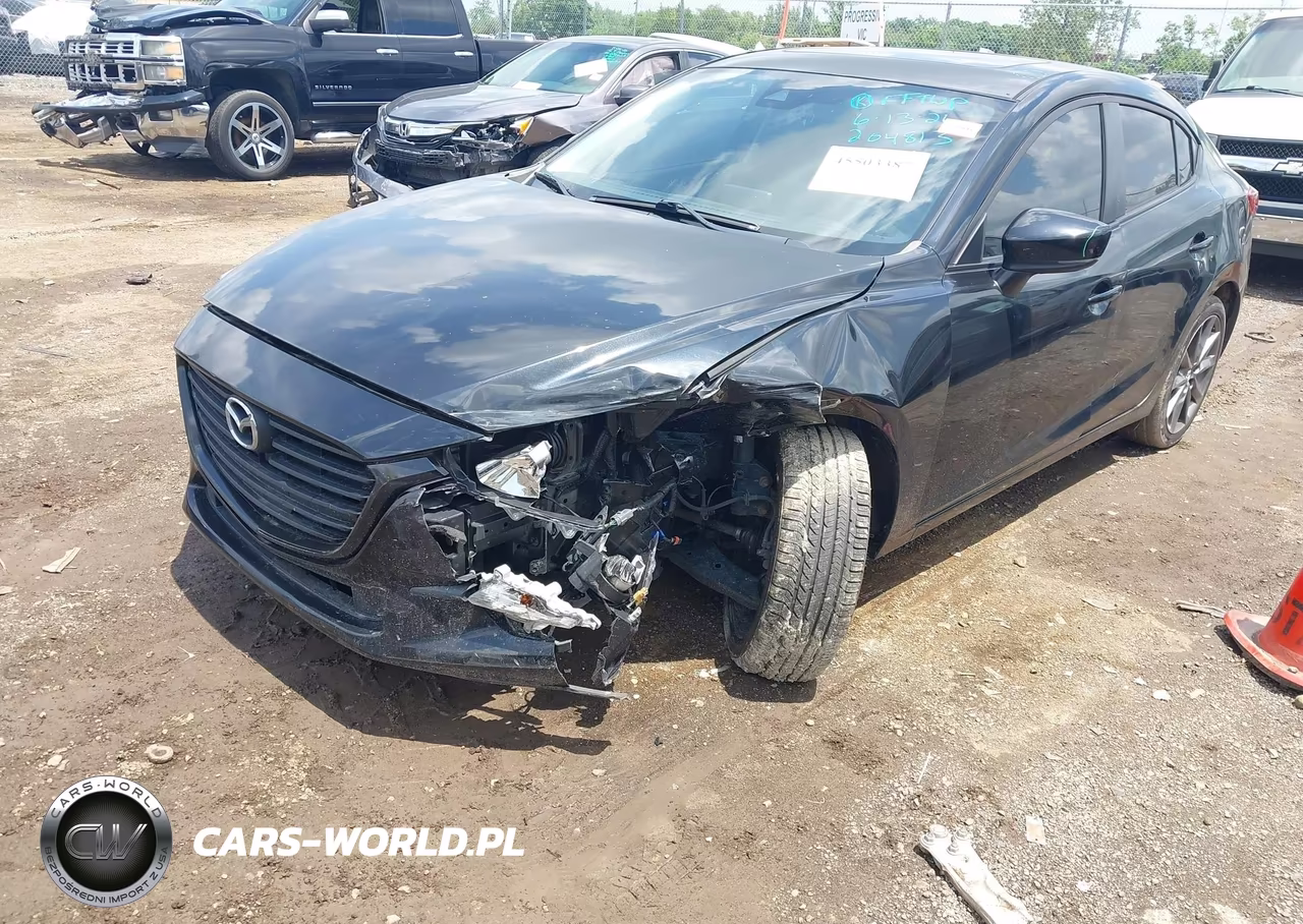 2018 Mazda Mazda3 Touring VIN:3MZBN1V39JM204813 - 6