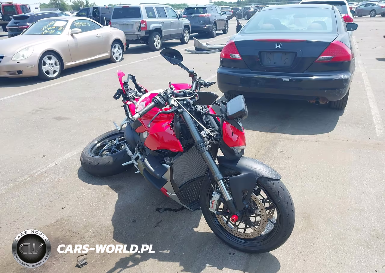 2021 Ducati Streetfighter V4-V4S – zdjęcie 1 z 13
