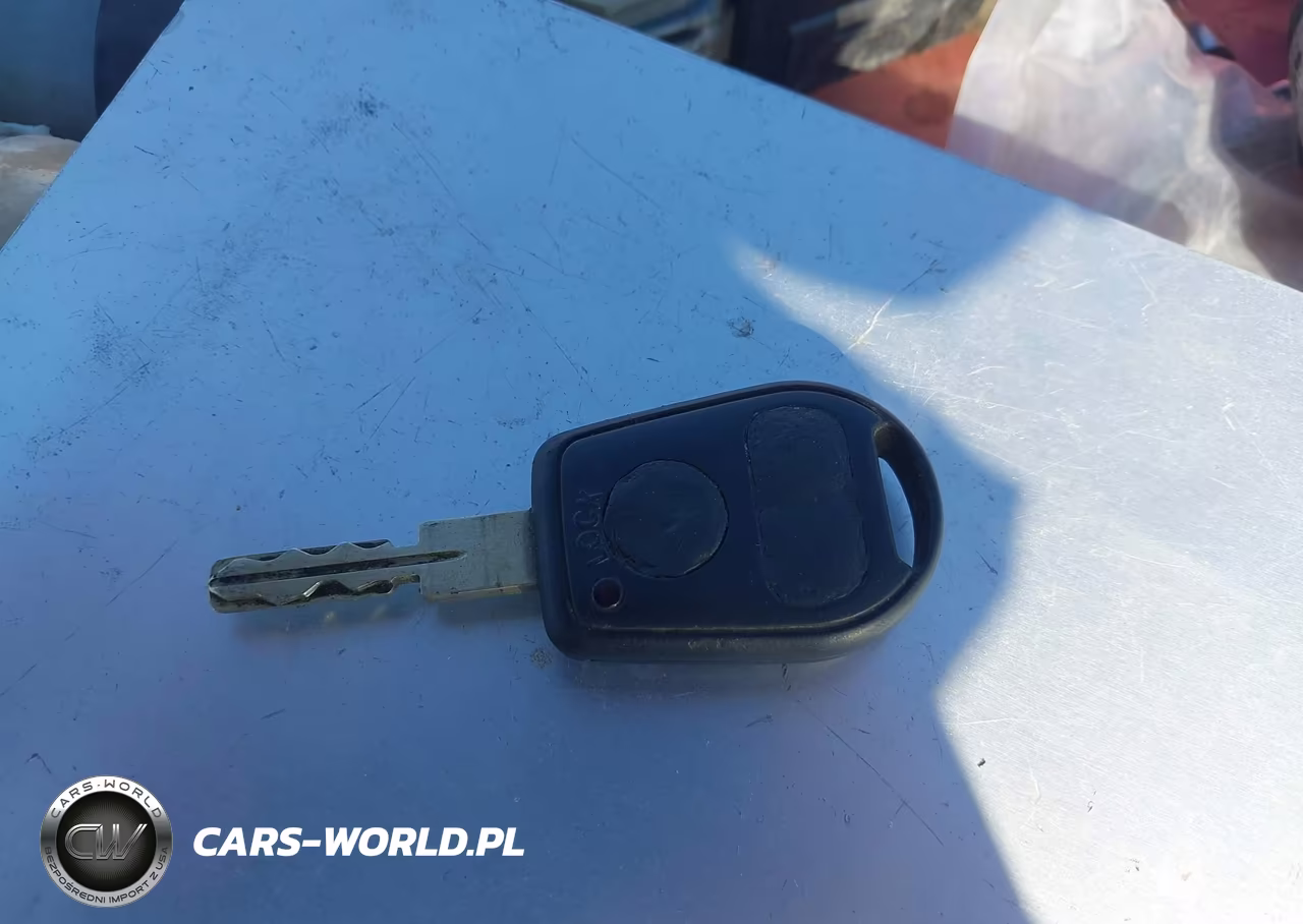1996 BMW 318 Ic VIN:WBABH7324TEY00067 - 11