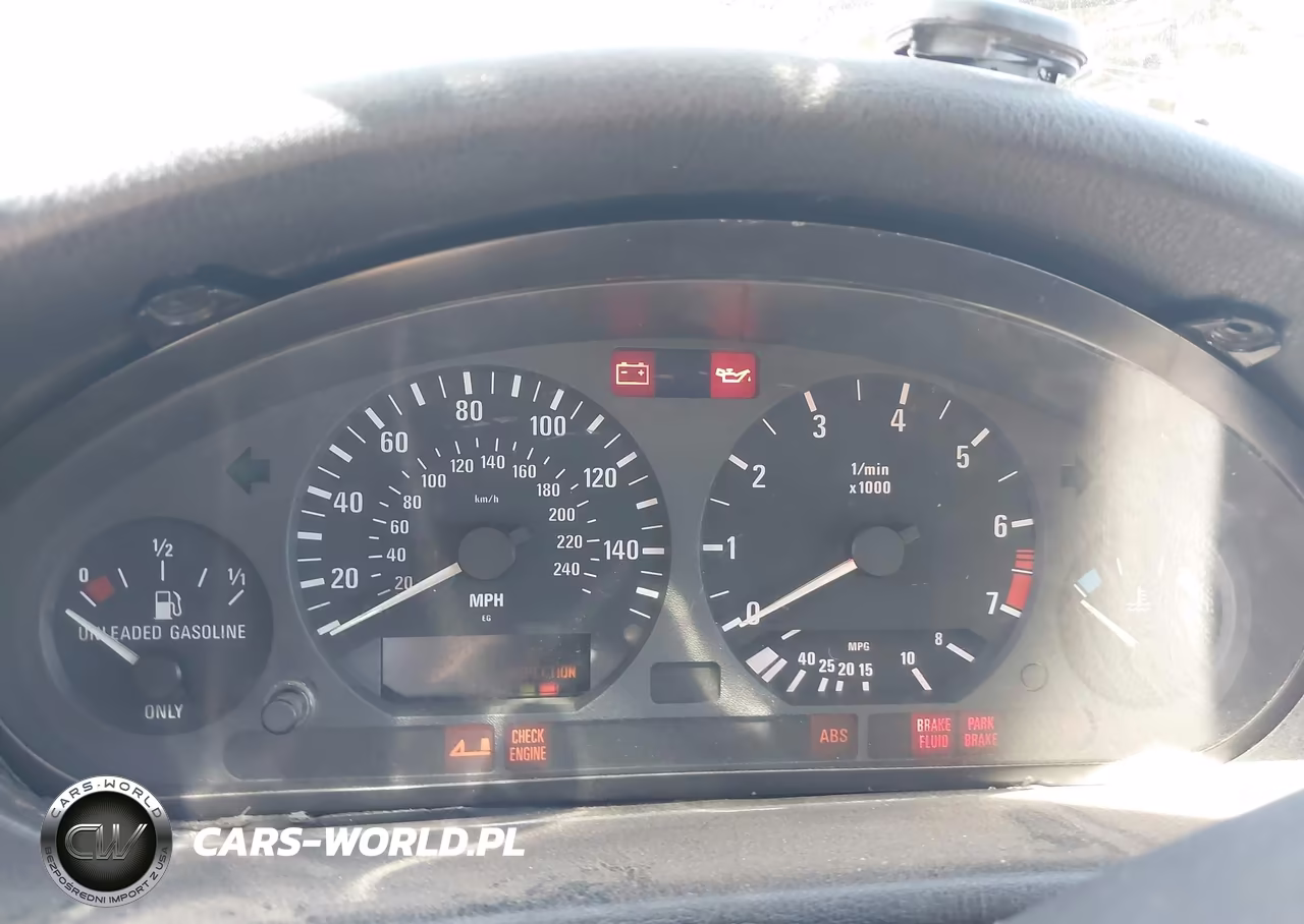 1996 BMW 318 Ic VIN:WBABH7324TEY00067 - 7