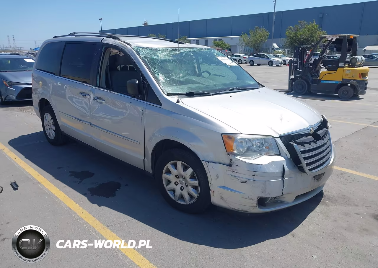 2009 Chrysler Town & Country Lx
