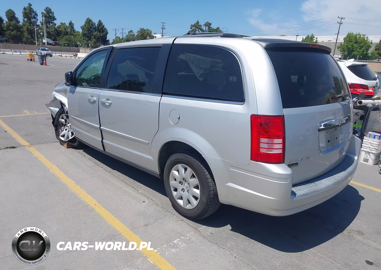 2009 Chrysler Town & Country Lx VIN:2A8HR44EX9R572341 - 3