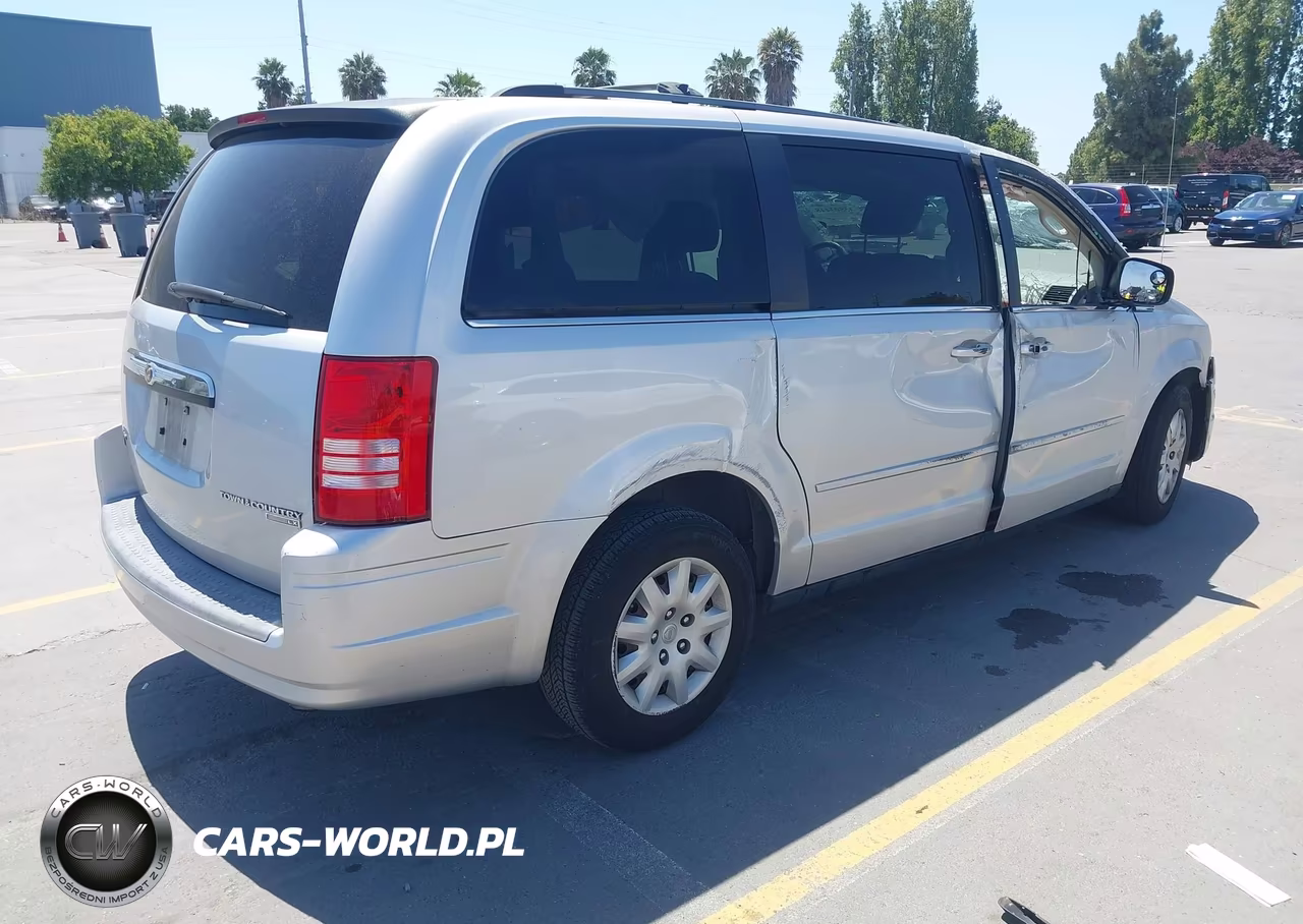 2009 Chrysler Town & Country Lx VIN:2A8HR44EX9R572341 - 4