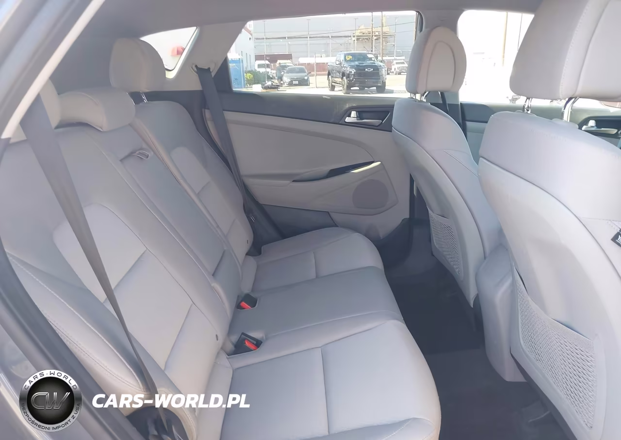 2018 Hyundai Tucson Se VIN:KM8J23A43JU682797 - 3