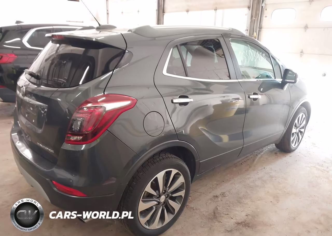 2018 Buick Encore Essence VIN:KL4CJCSB5JB696977 - 4