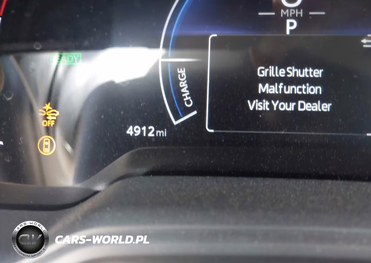 2026 Toyota Corolla Hybrid Hybrid Le VIN:JTDBCMFE8T3140858 - 16