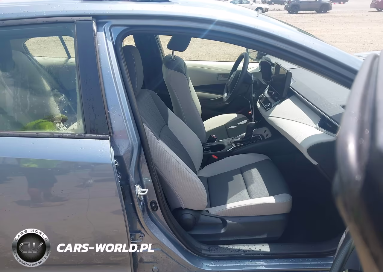 2026 Toyota Corolla Hybrid Hybrid Le VIN:JTDBCMFE8T3140858 - 5