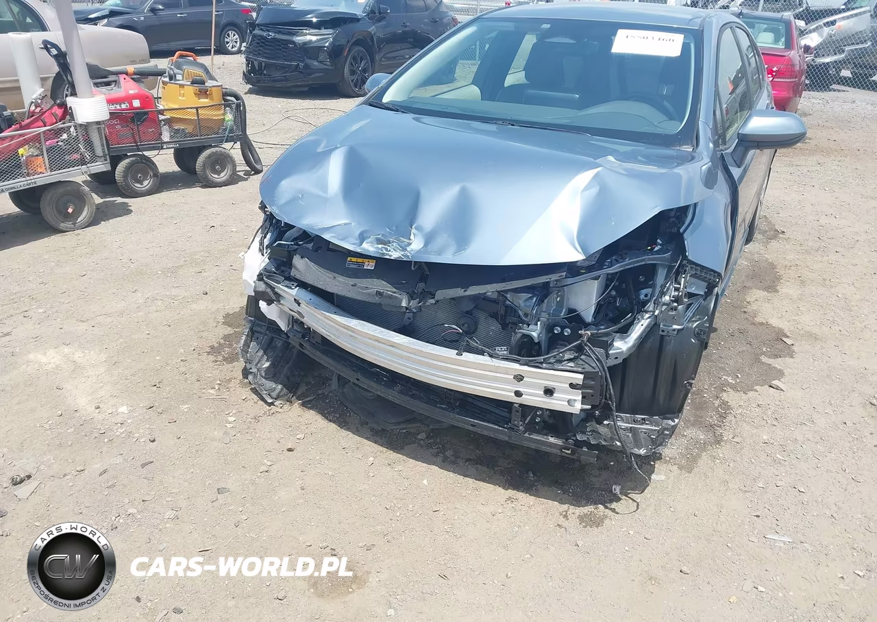 2026 Toyota Corolla Hybrid Hybrid Le VIN:JTDBCMFE8T3140858 - 6