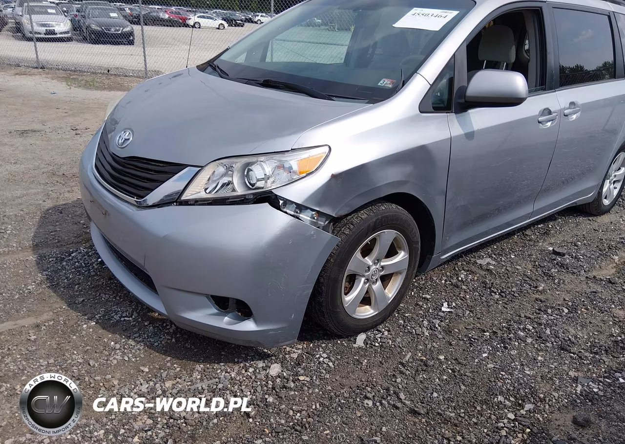 2014 Toyota Sienna Le V6 8 Passenger VIN:5TDKK3DC3ES450979 - 6