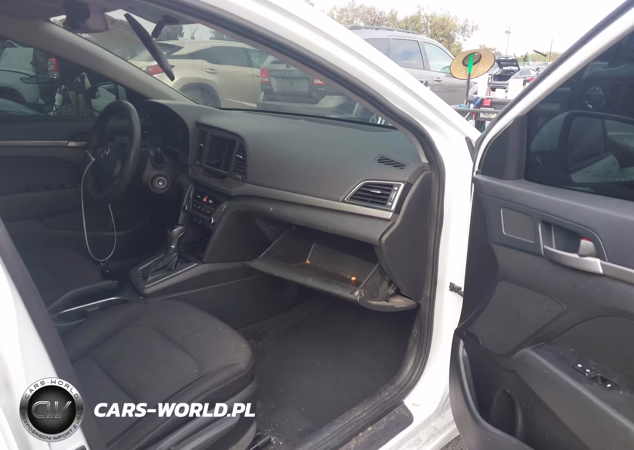 2018 Hyundai Elantra Se VIN:5NPD74LF5JH303090 - 5