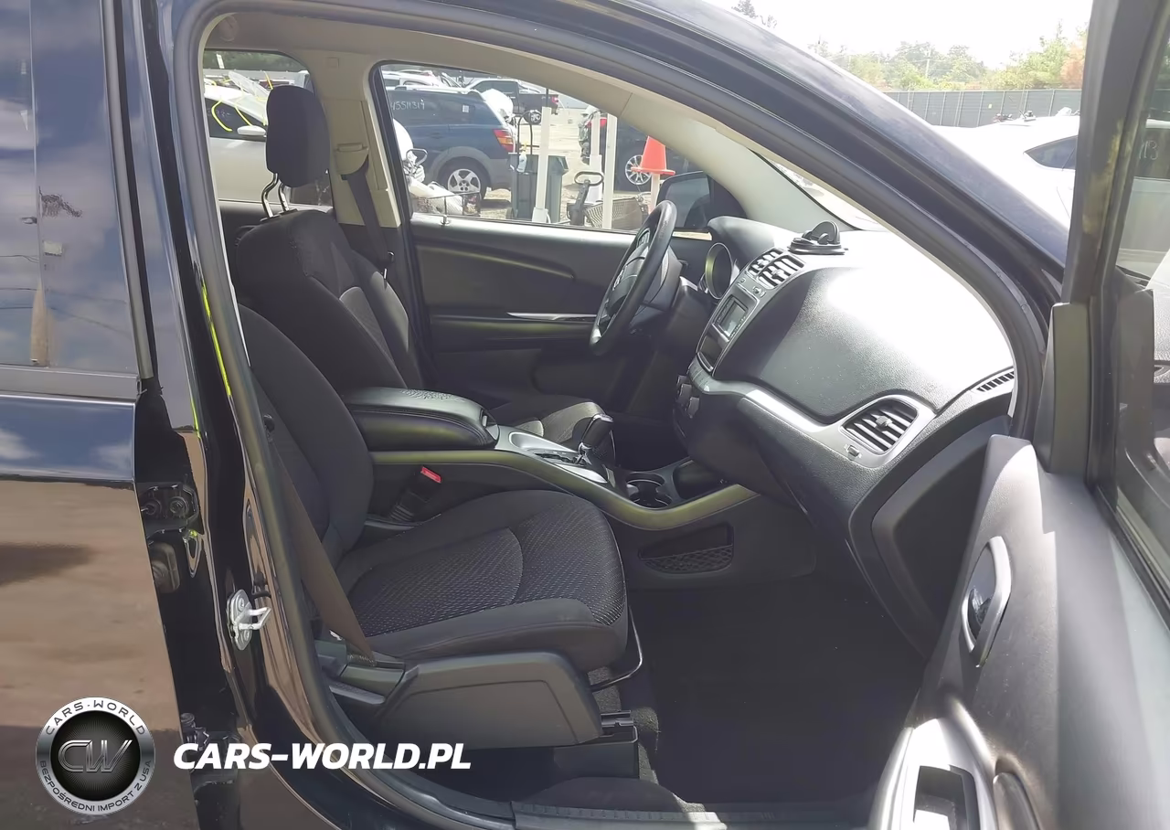 2017 Dodge Journey Se VIN:3C4PDCAB5HT682683 - 5