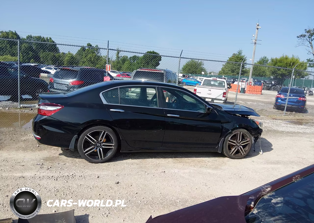 2016 Honda Accord Sport VIN:1HGCR2F58GA084995 - 14