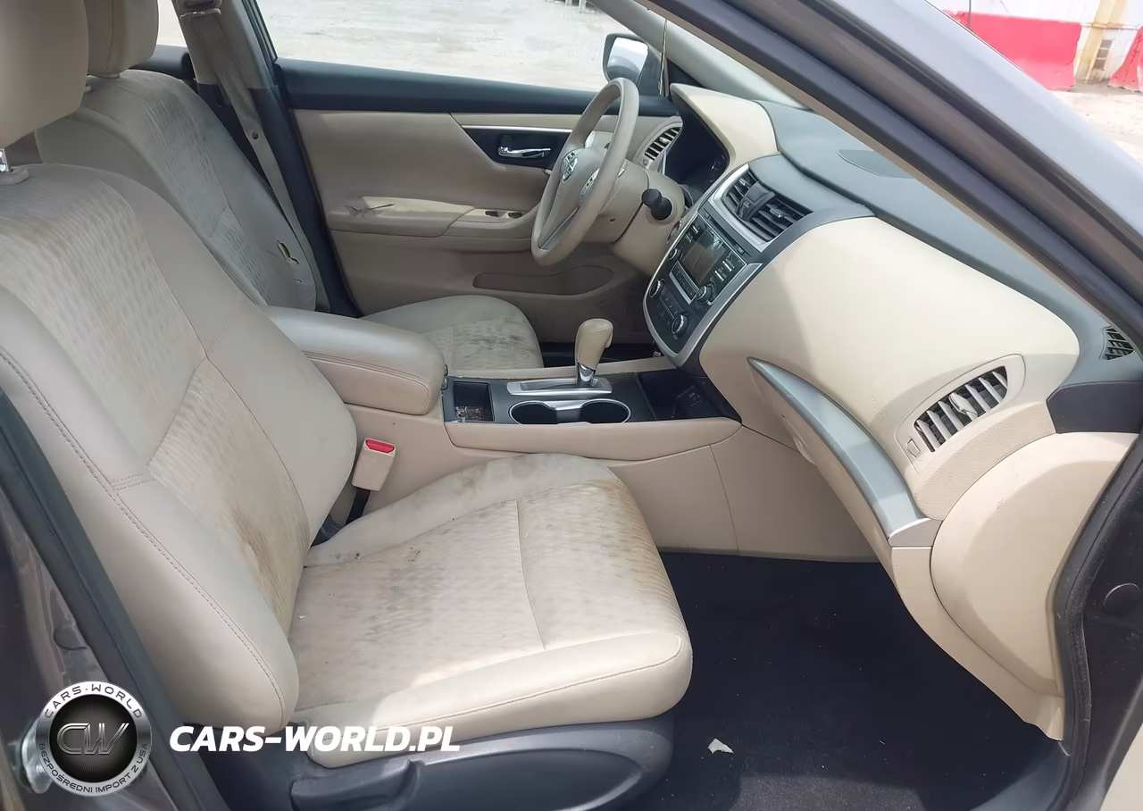 2017 Nissan Altima 2.5 S VIN:1N4AL3AP3HC137068 - 5