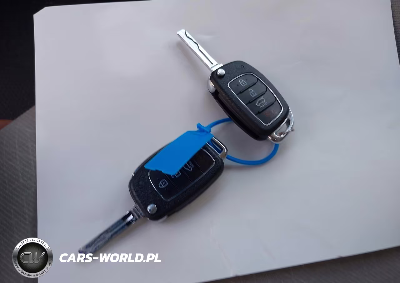 2018 Hyundai Tucson Se VIN:KM8J23A40JU682837 - 11