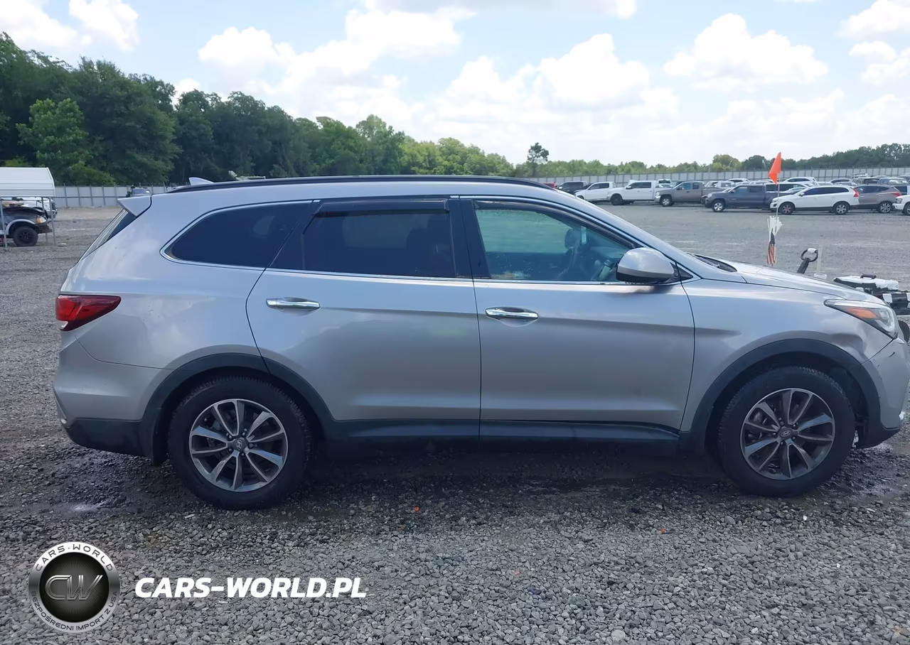 2018 Hyundai Santa Fe Se VIN:KM8SM4HF6JU267128 - 13