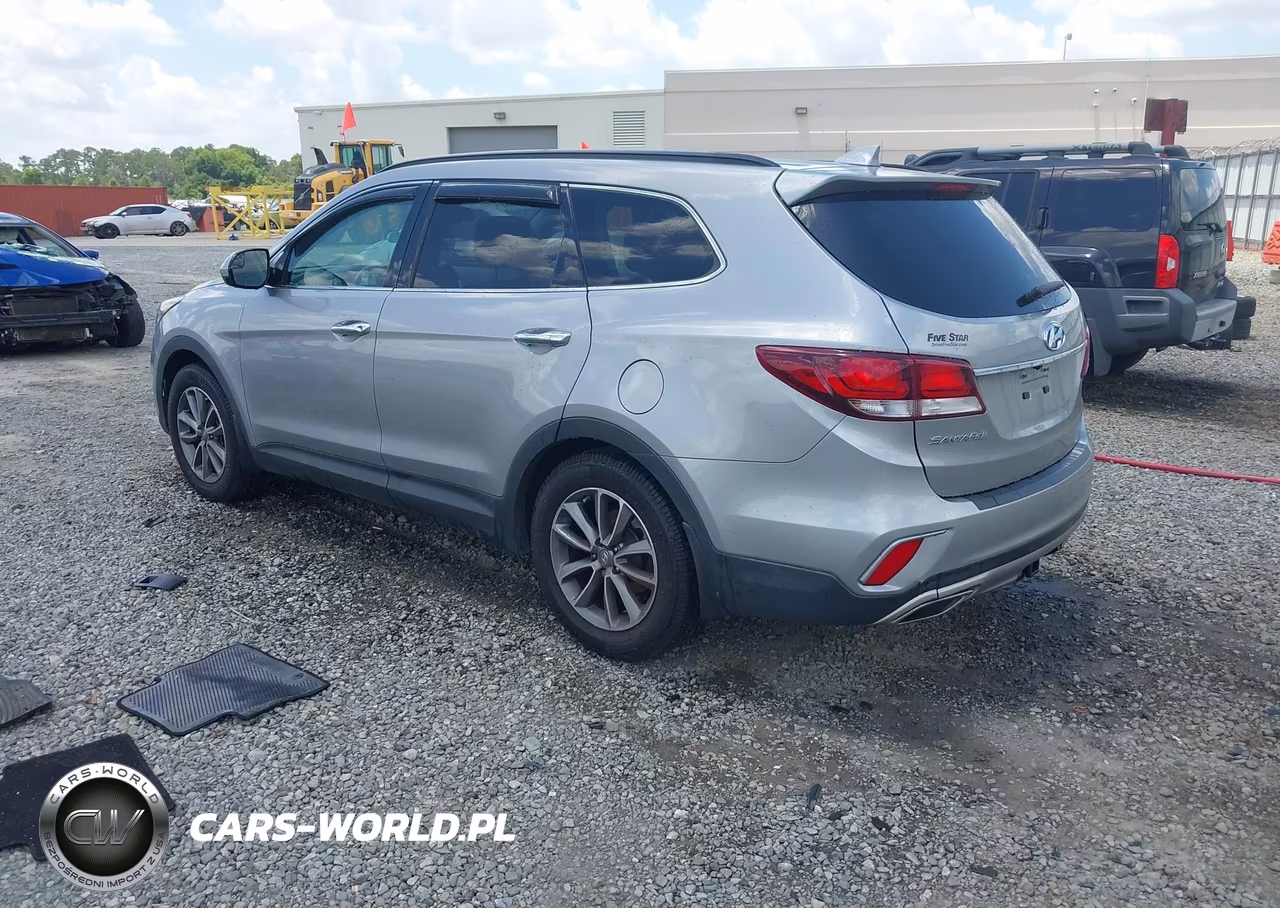 2018 Hyundai Santa Fe Se VIN:KM8SM4HF6JU267128 - 3