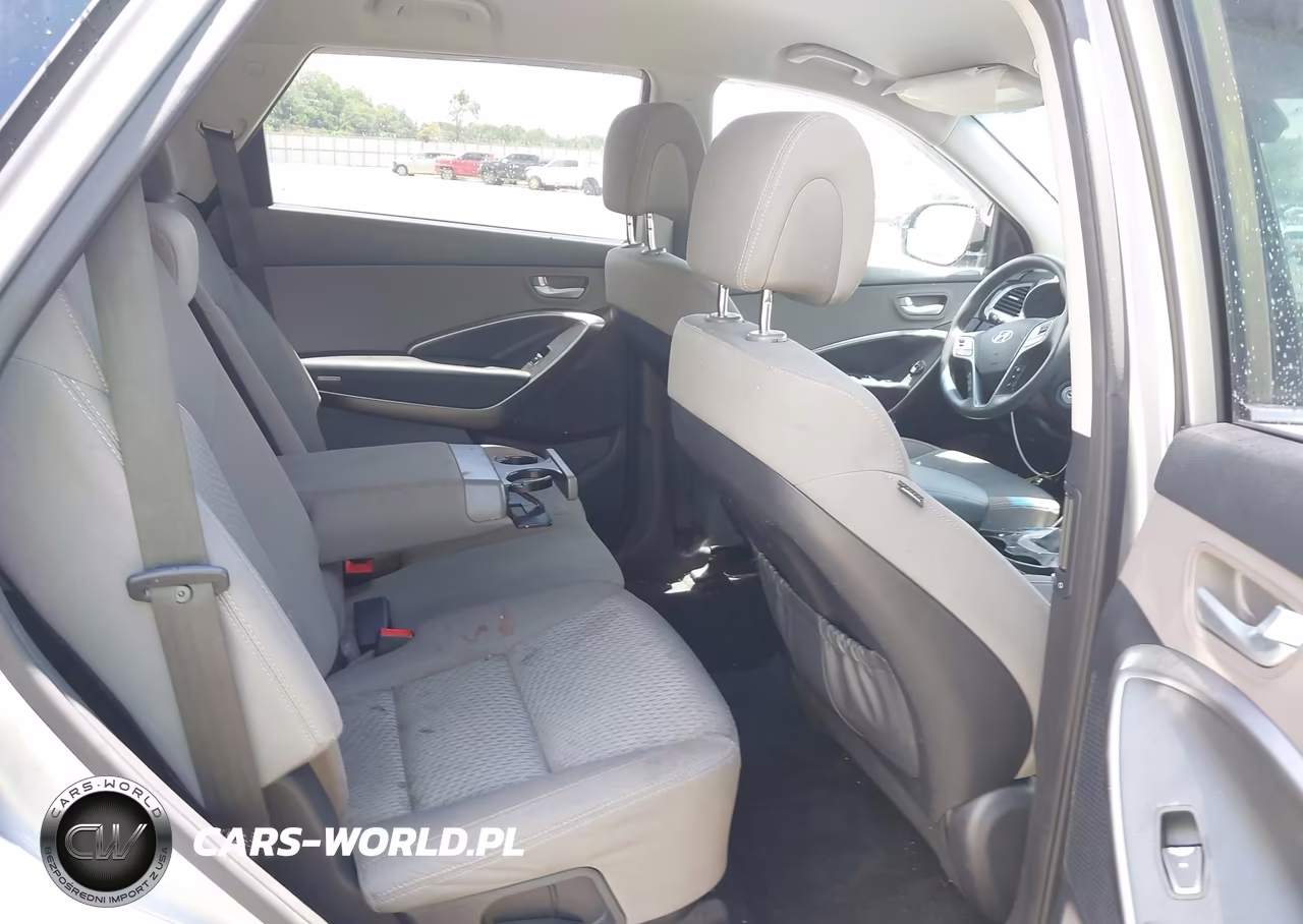 2018 Hyundai Santa Fe Se VIN:KM8SM4HF6JU267128 - 8