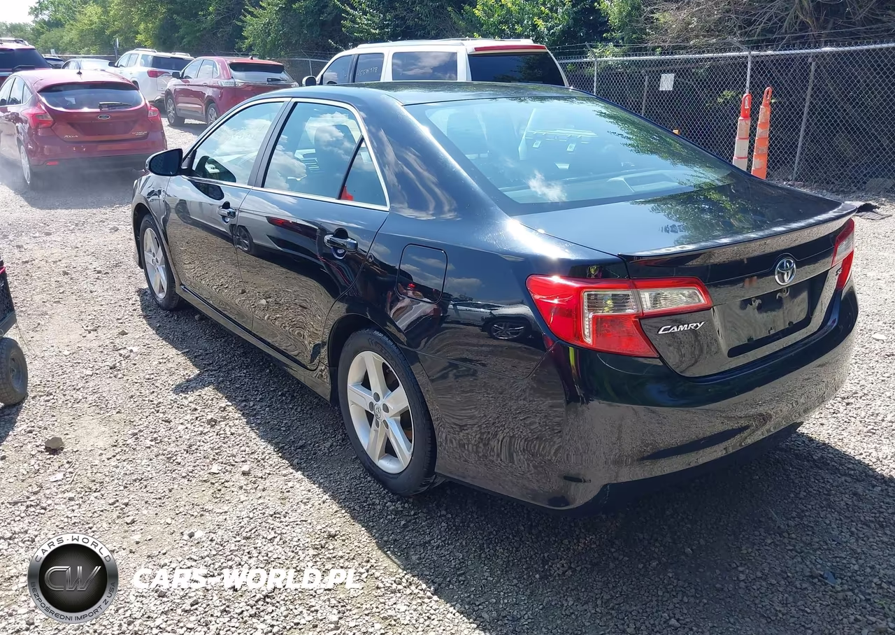 2013 Toyota Camry Se VIN:4T1BF1FK2DU685005 - 3