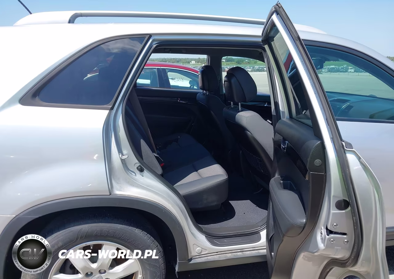 2012 Kia Sorento Lx VIN:5XYKTCA67CG268854 - 8