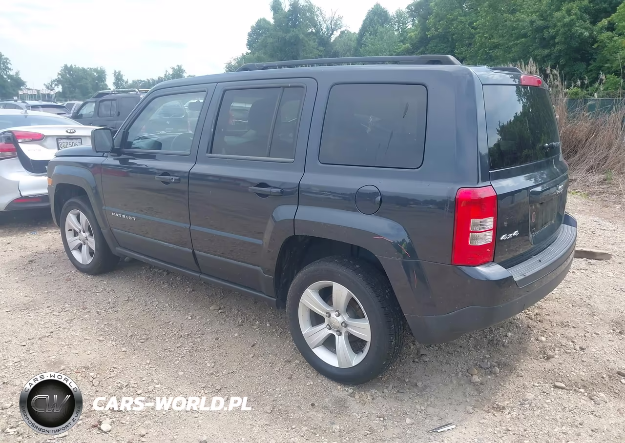 2014 Jeep Patriot Latitude VIN:1C4NJRFB5ED616728 - 3