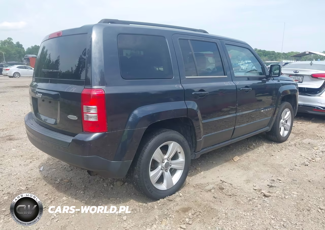 2014 Jeep Patriot Latitude VIN:1C4NJRFB5ED616728 - 4
