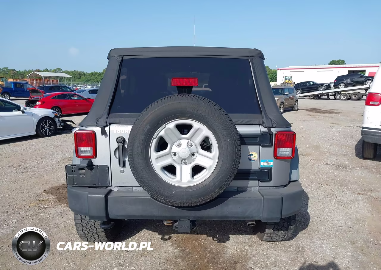 2013 Jeep Wrangler Unlimited Sport VIN:1C4BJWDGXDL602375 - 16