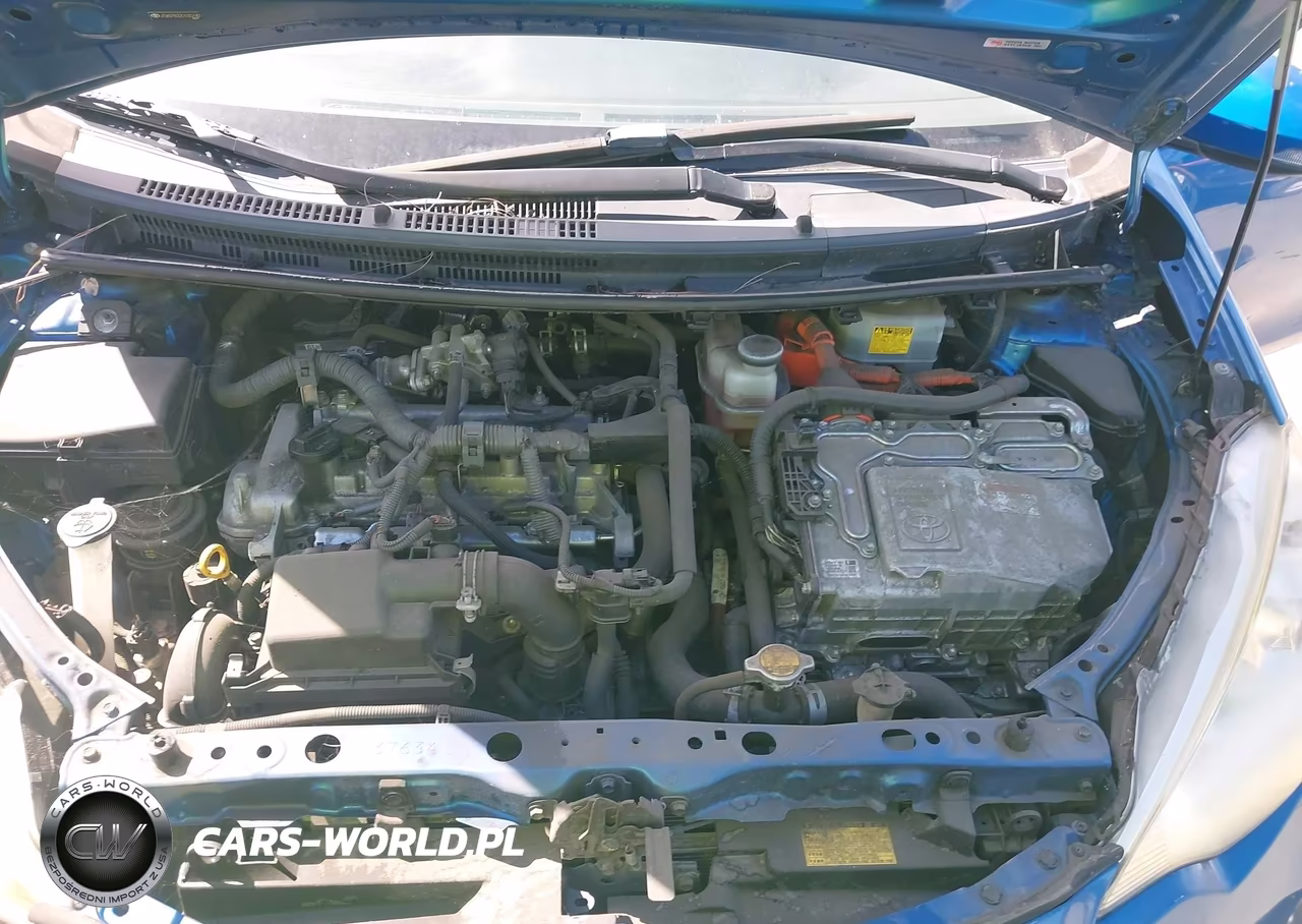 2012 Toyota Prius C One VIN:JTDKDTB32C1022182 - 10