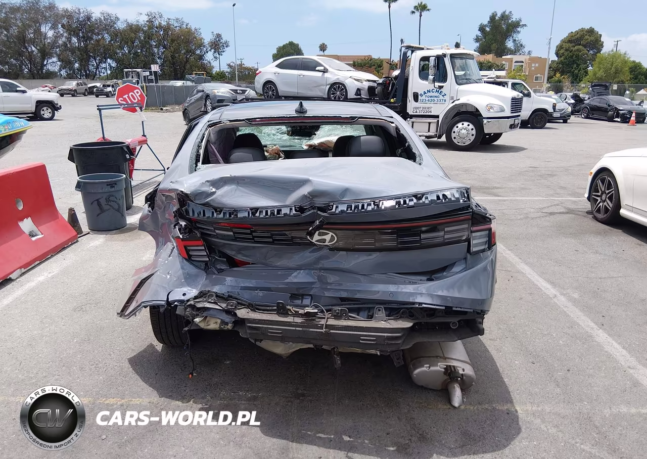 2025 Hyundai Sonata Hybrid Limited VIN:KMHL54JJ3SA114922 - 17