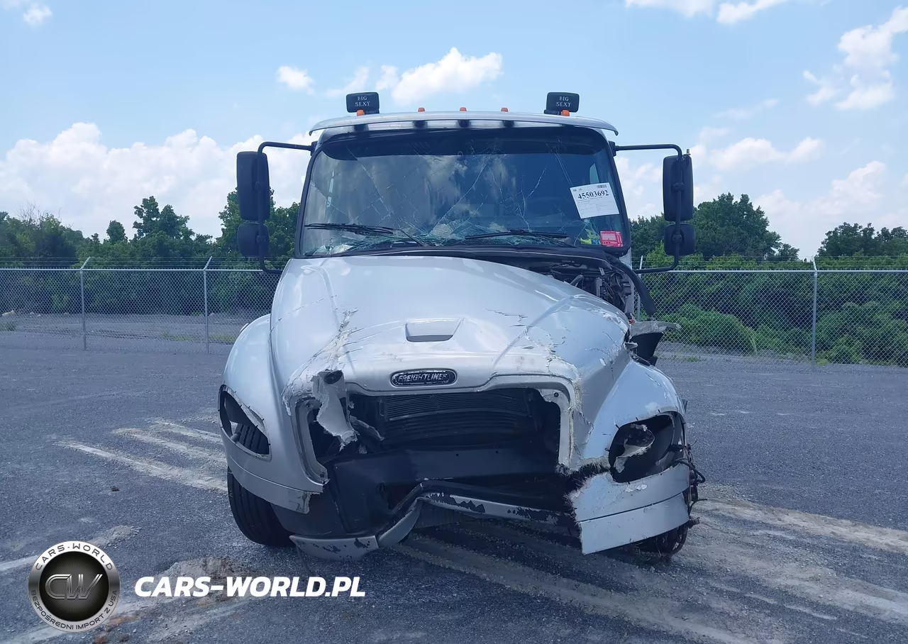 2009 Freightliner M2 106 Medium Duty VIN:1FVACXBT39HAJ4864 - 13
