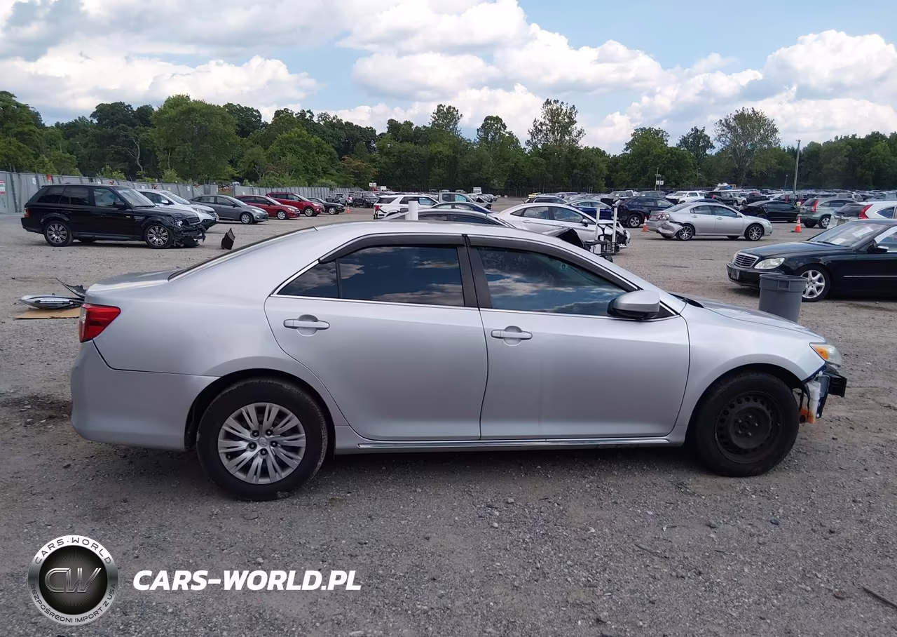 2012 Toyota Camry Le VIN:4T4BF1FKXCR207564 - 13