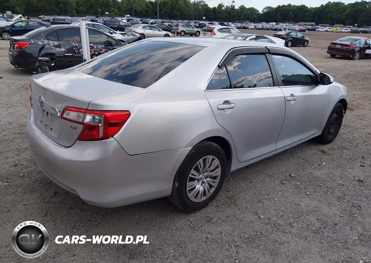 2012 Toyota Camry Le VIN:4T4BF1FKXCR207564 - 4