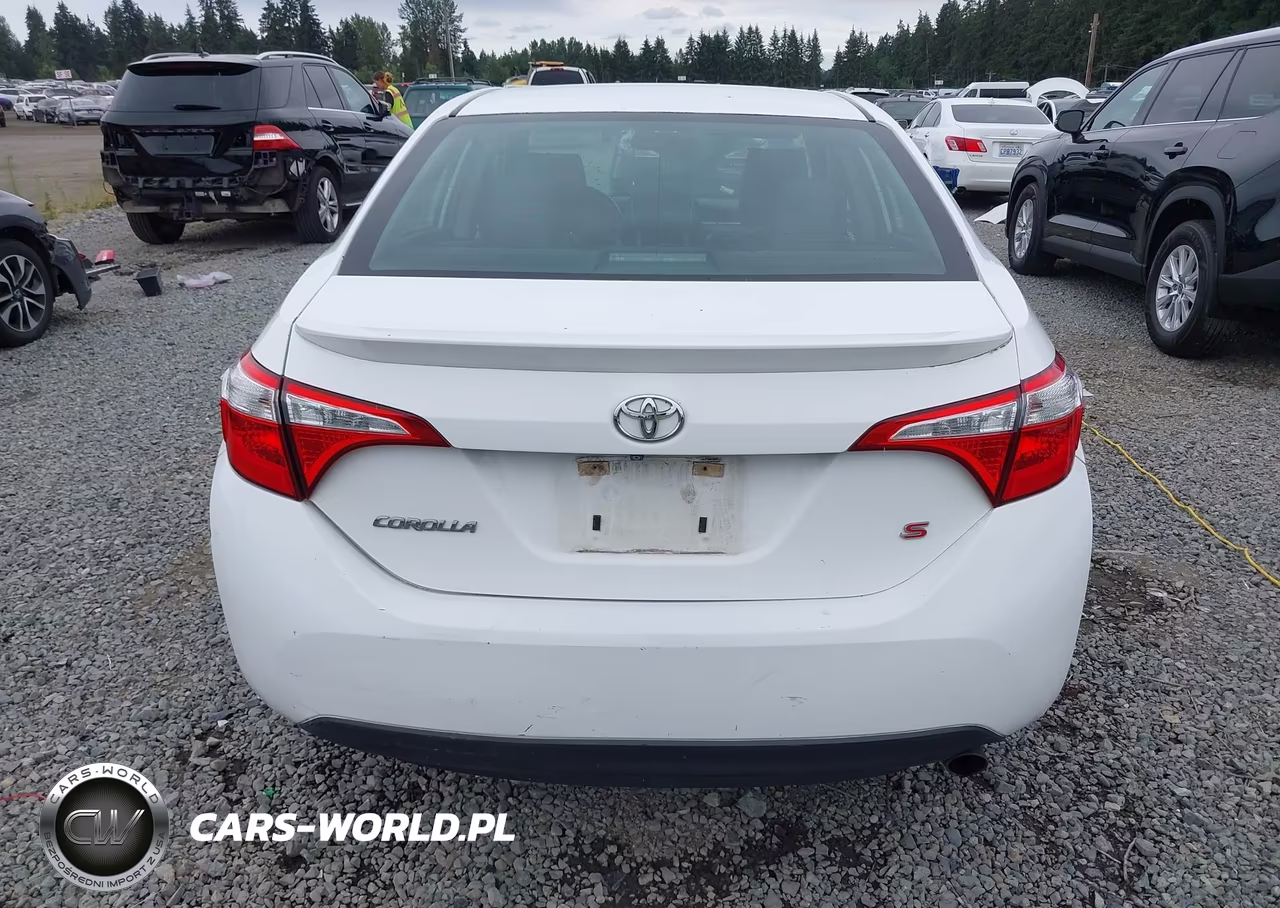 2015 Toyota Corolla S Plus VIN:5YFBURHE8FP340478 - 16