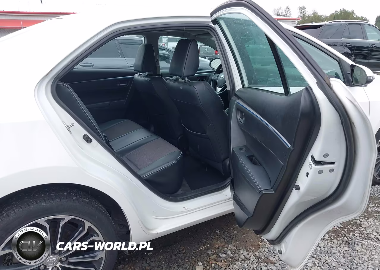 2015 Toyota Corolla S Plus VIN:5YFBURHE8FP340478 - 8