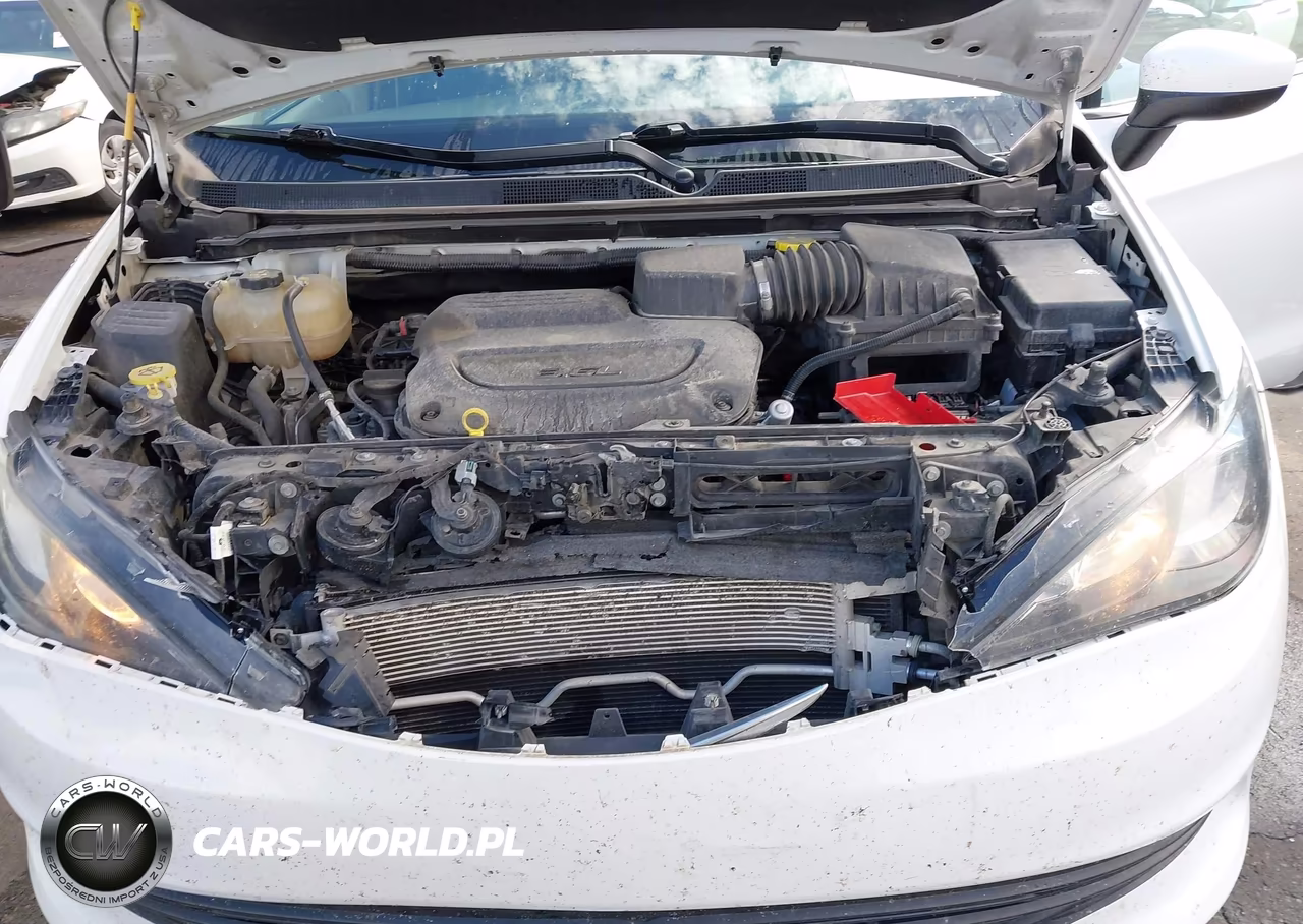 2020 Chrysler Voyager Lxi VIN:2C4RC1DG7LR176159 - 10