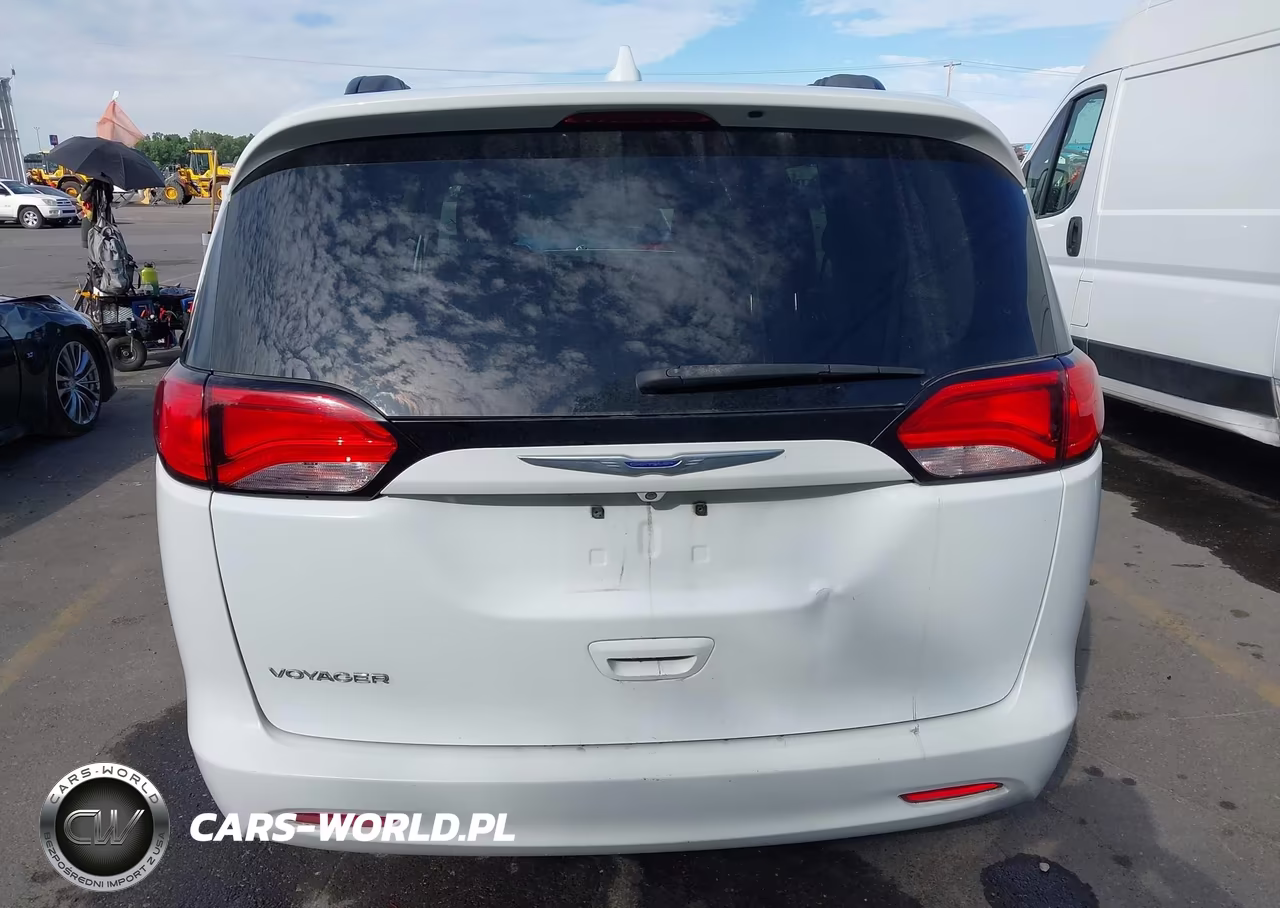2020 Chrysler Voyager Lxi VIN:2C4RC1DG7LR176159 - 16