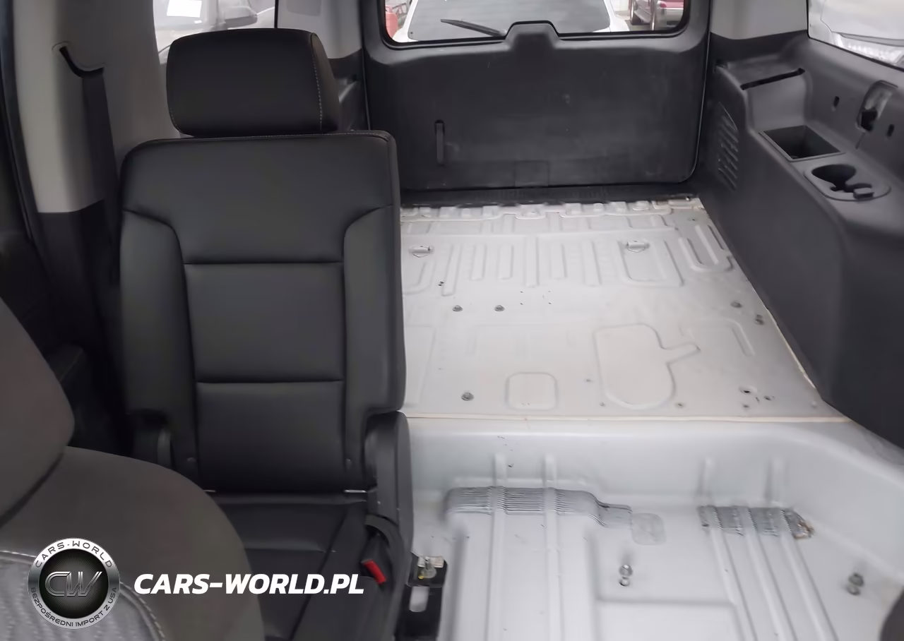 2020 Chevrolet Suburban 4Wd Commercial Fleet VIN:1GNSKKECXLR151209 - 18