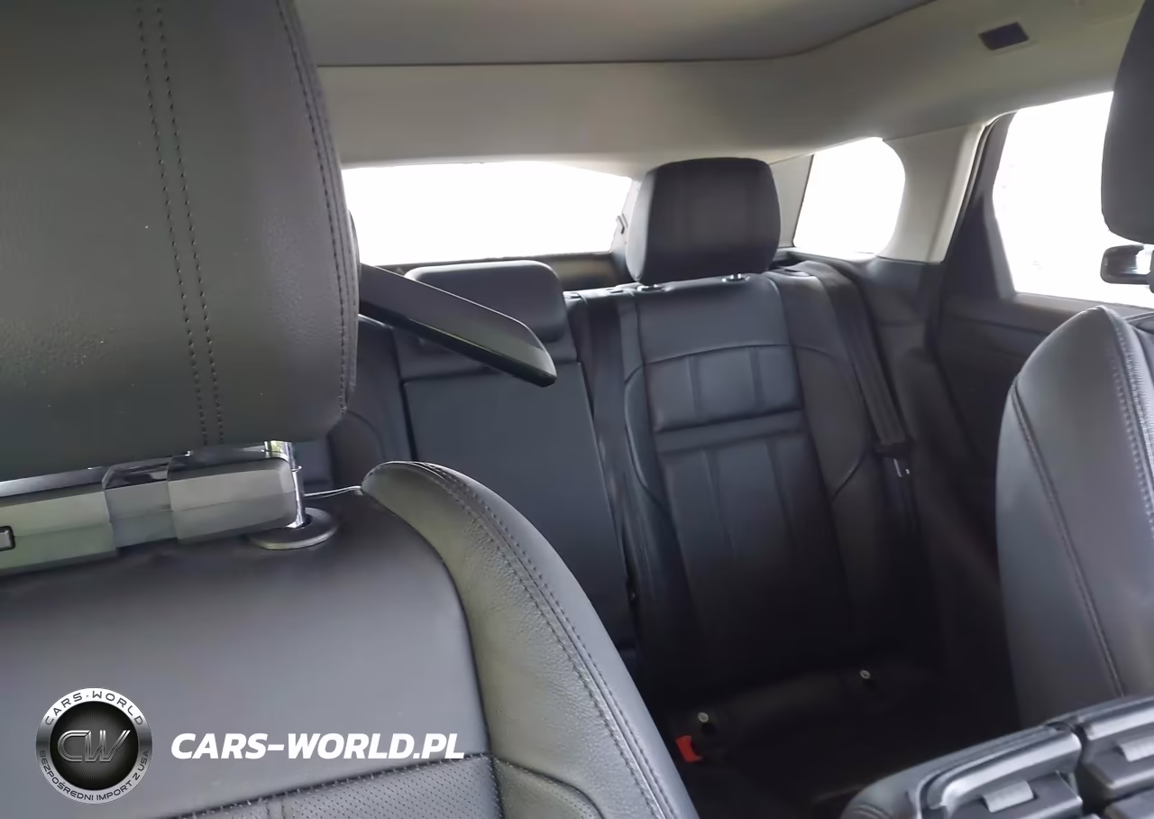 2020 Land Rover Range Rover Evoque S VIN:SALZJ2FX8LH105923 - 8