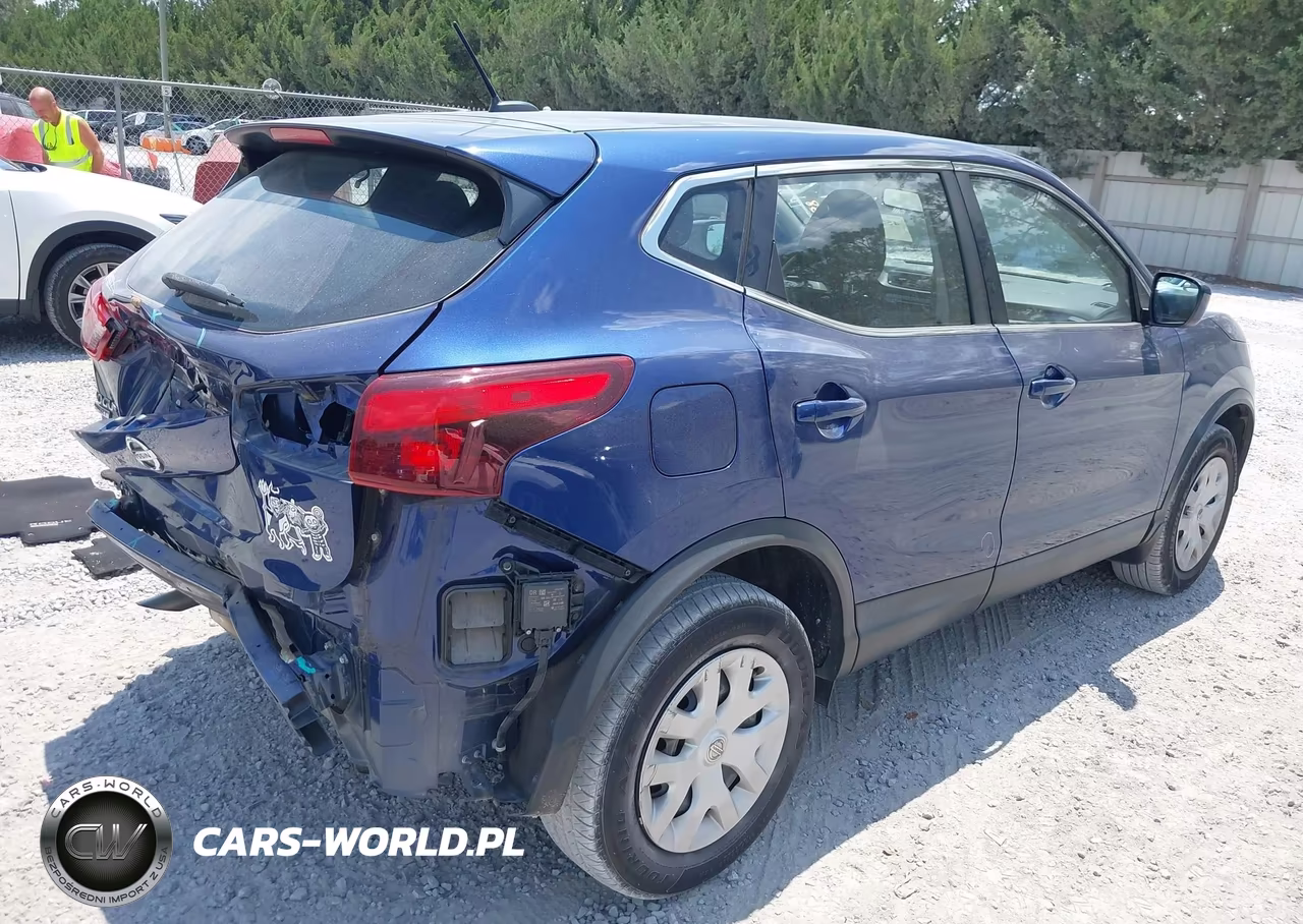 2019 Nissan Rogue Sport S VIN:JN1BJ1CP5KW234609 - 4