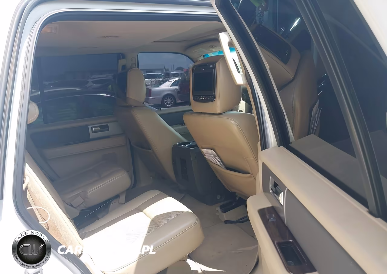 2012 Ford Expedition Xlt VIN:1FMJU1H53CEF39150 - 8