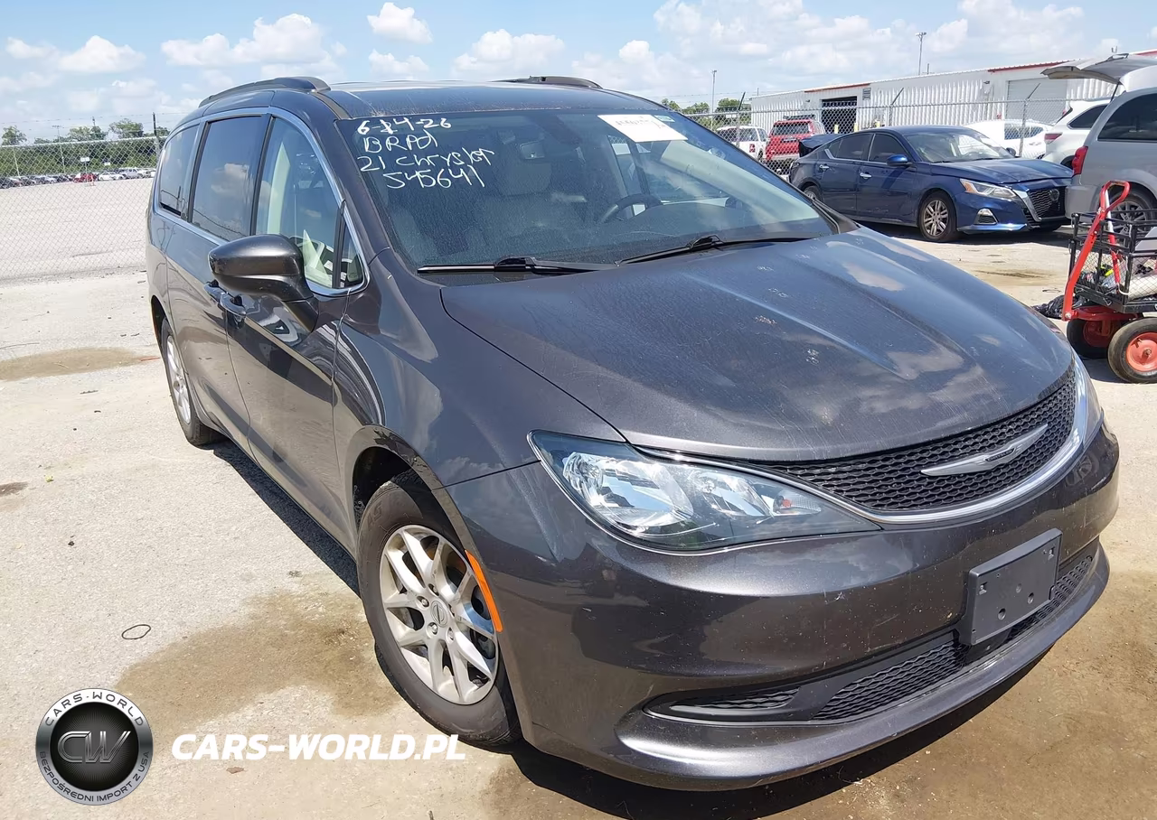 2021 Chrysler Voyager Lxi – zdjęcie 1 z 16