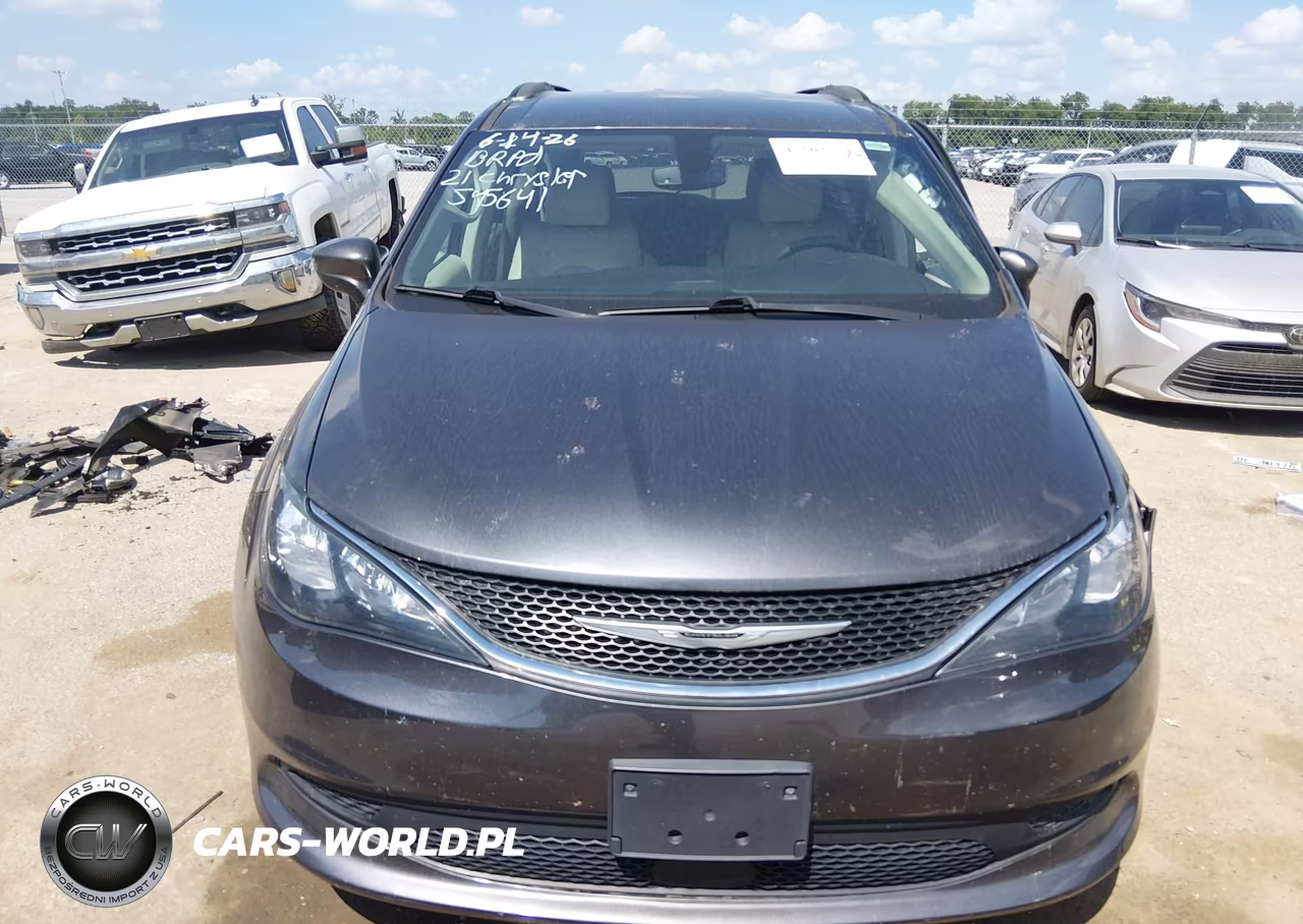 2021 Chrysler Voyager Lxi VIN:2C4RC1DG0MR545641 - 12