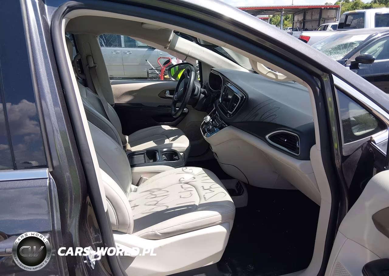 2021 Chrysler Voyager Lxi VIN:2C4RC1DG0MR545641 - 5