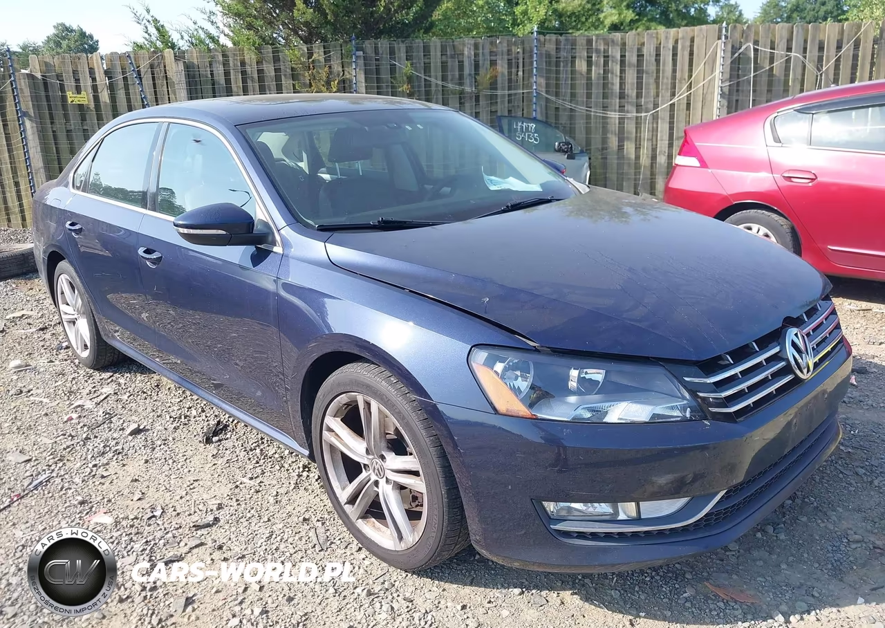 2012 Volkswagen Passat 3.6L V6 Se – zdjęcie 1 z 10
