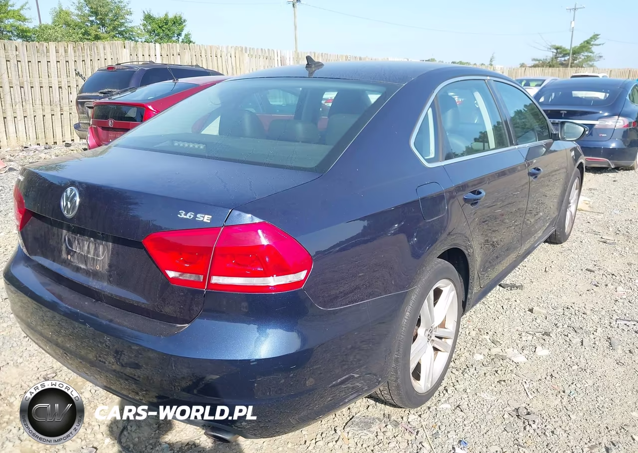2012 Volkswagen Passat 3.6L V6 Se VIN:1VWBM7A35CC042744 - 4