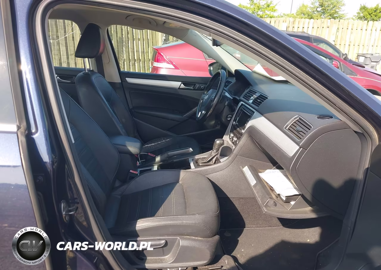 2012 Volkswagen Passat 3.6L V6 Se VIN:1VWBM7A35CC042744 - 5