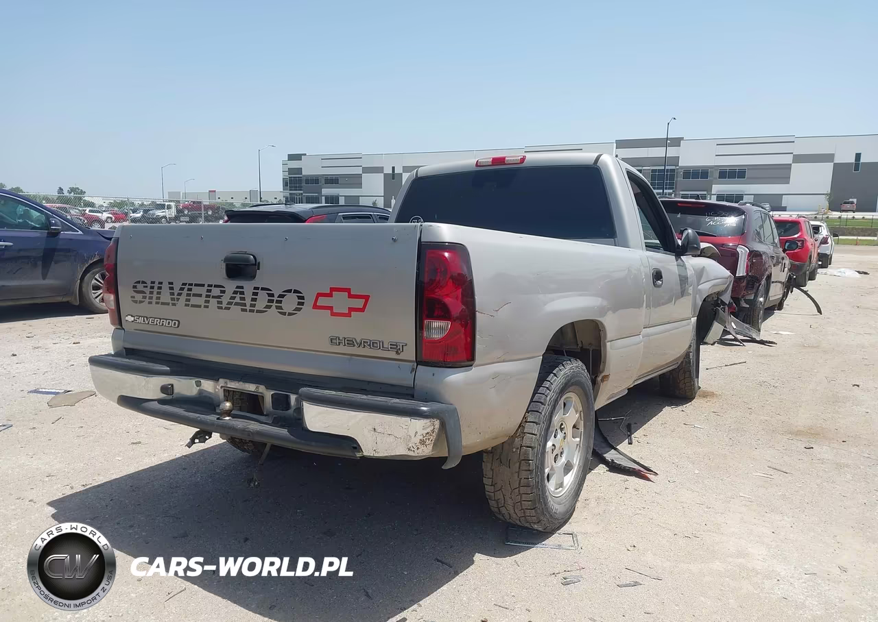 2005 Chevrolet Silverado 1500 Work Truck VIN:1GCEC14X75Z182843 - 4