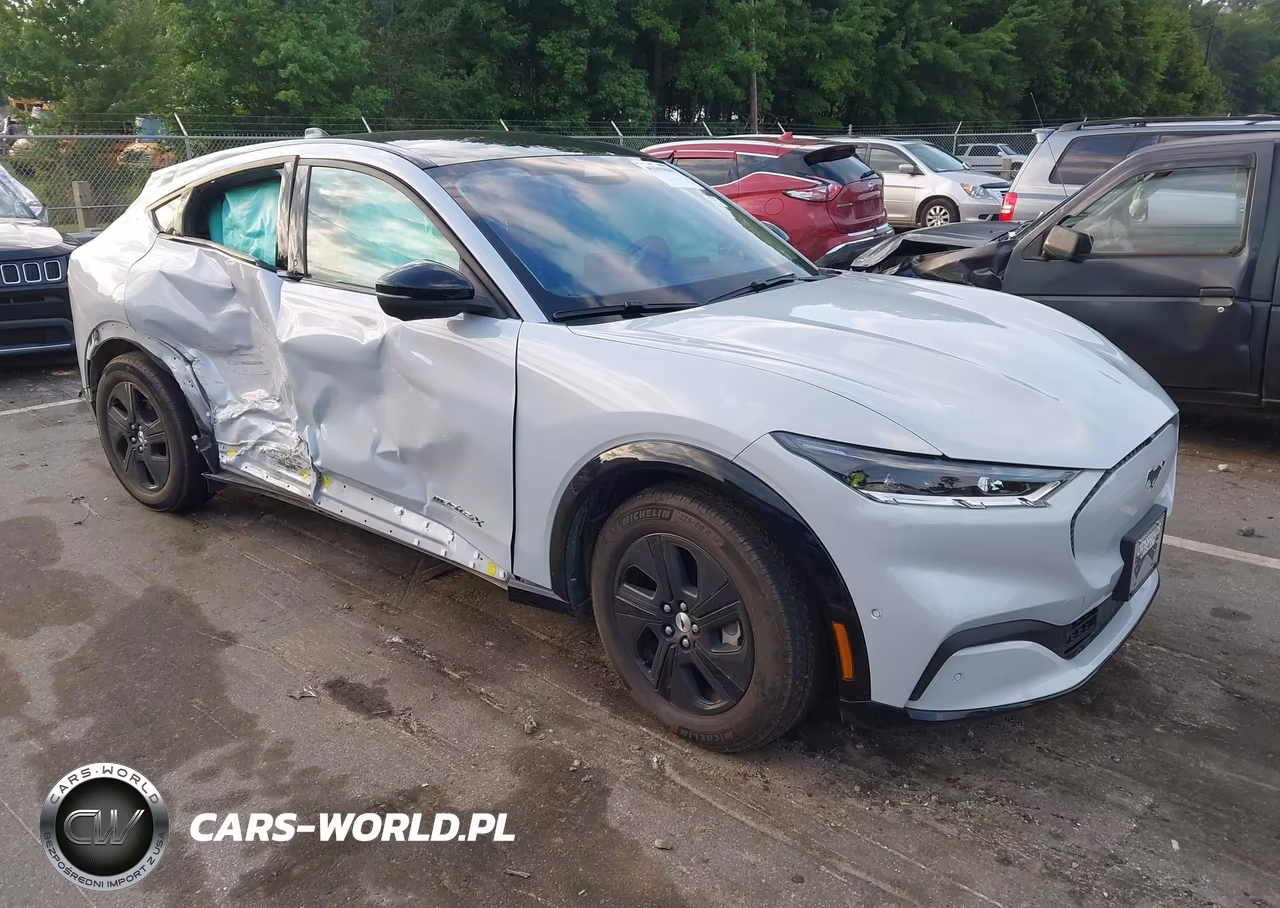 2023 Ford Mustang Mach-E California Route 1 – zdjęcie 1 z 17